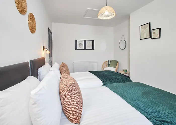Host & Stay - North Shore Cottage